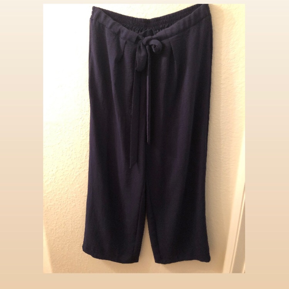 Navy Wide-Leg Pants.